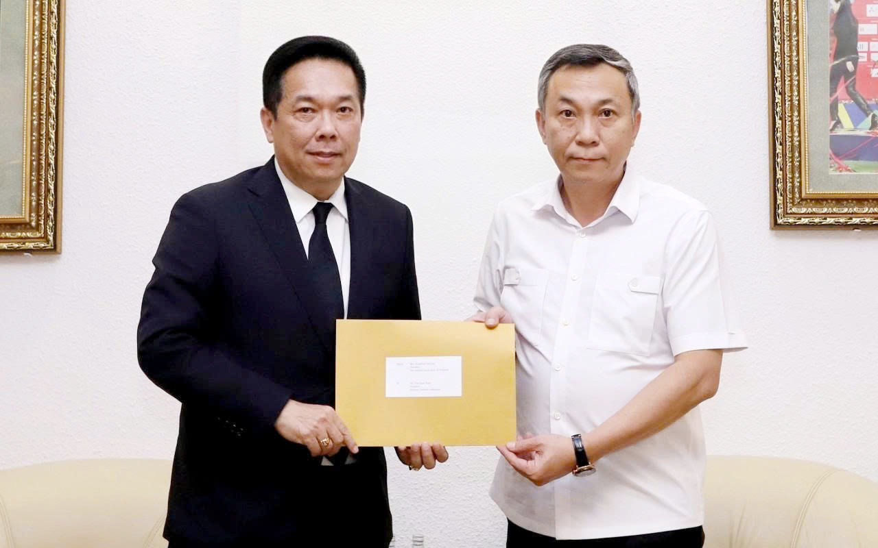 Tin thể thao (30-10): LĐBĐ Thái Lan sang Việt Nam xin lỗi, Liverpool dừng bước ở Cúp Liên đoàn Anh
